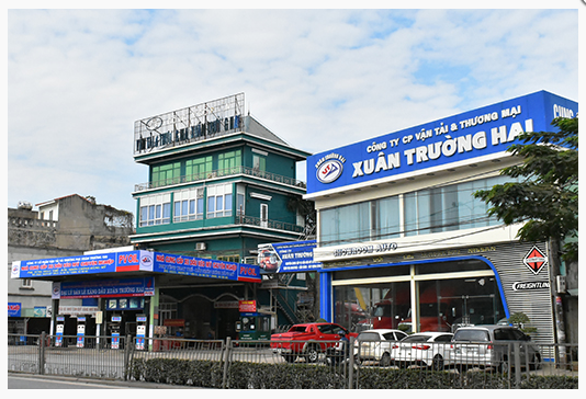      Xăng tăng gần 600 đồng một lít
