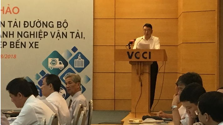 Doanh nghiệp vận tải tiếp tục than thở về phí