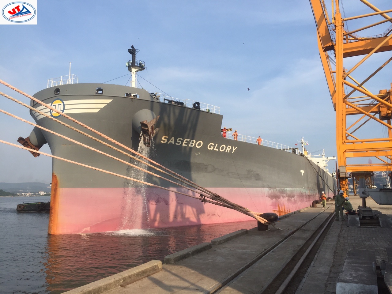 Tầu SASEBO GLORY hàng khô đậu, ngô cảng Cái Lân